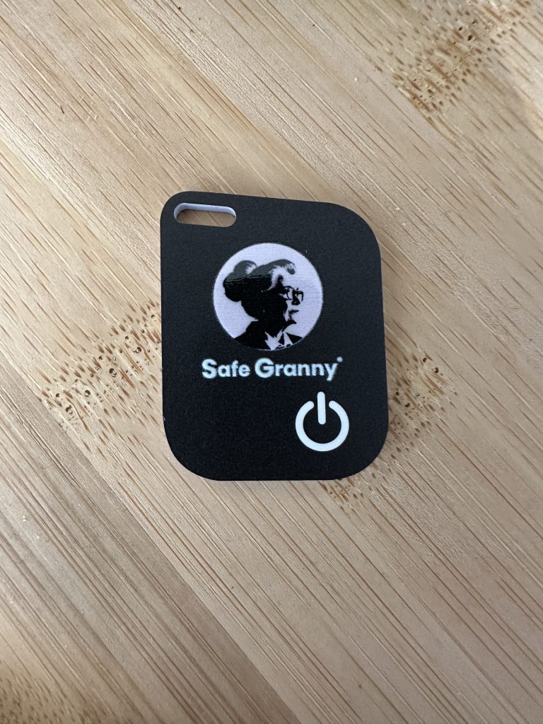 Slim Tracker Karte - Safe Granny